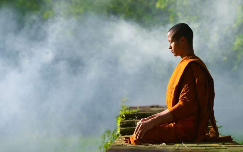 Buddhist,Monks,Meditate,To,Calm,The,Mind.,The,Brain,Will